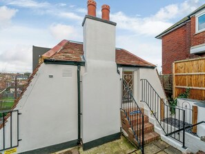 Exterior detail - 3 bedroom accommodation in Broadstairs (Broadstairs)