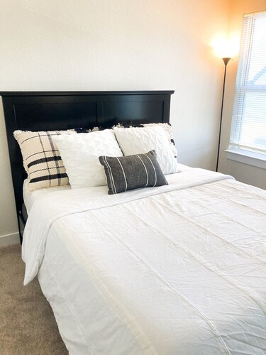 The Sparks Home! Relaxing Space + Lux Kitchen