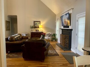 Smart TV, lareira, monitores de computador