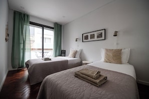 4 Schlafzimmer, Bügeleisen/Bügelbrett, WLAN, Bettwäsche