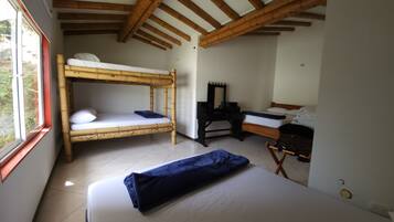 Familienzimmer | Kostenloses WLAN, Bettwäsche