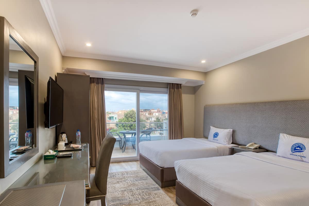Superior Twin Room With Panoramic Pyramids View & Balcony