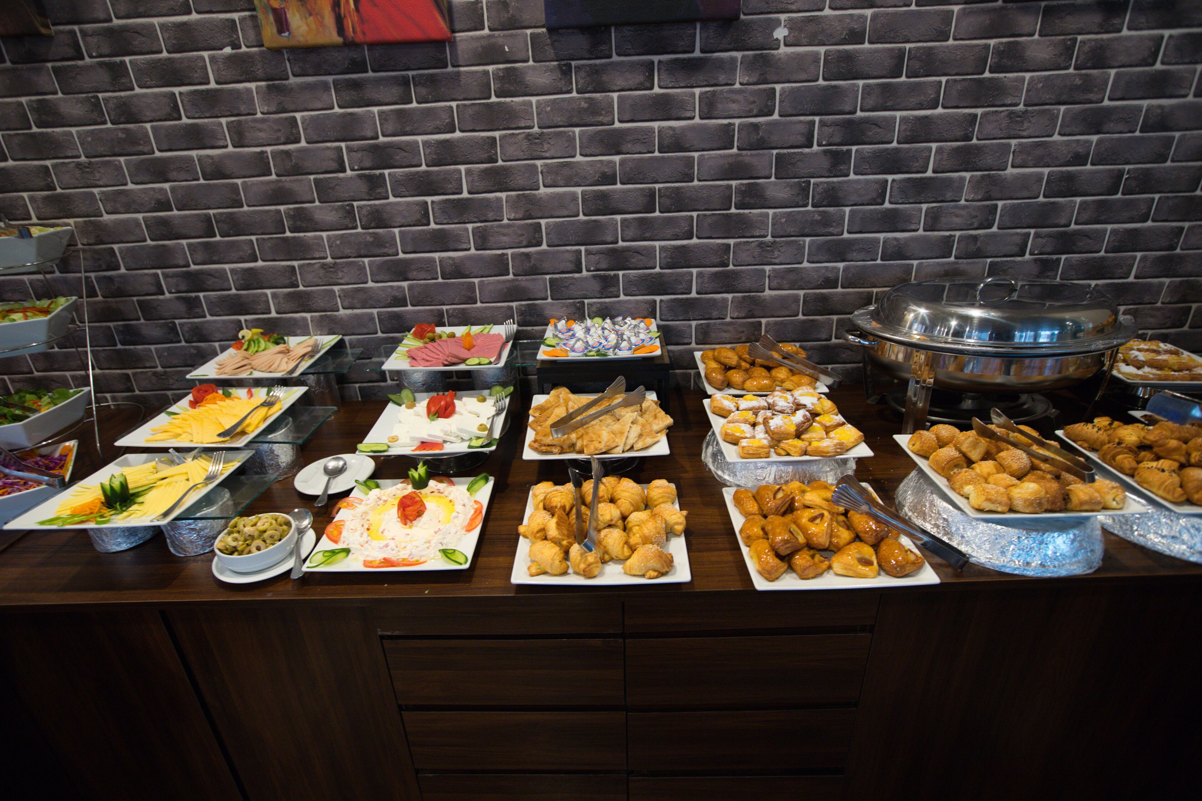 daily buffet breakfast (usd 13 per person)