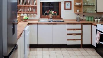 Diskmaskin och barnstol