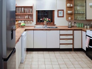 Geschirrspüler, Hochstuhl