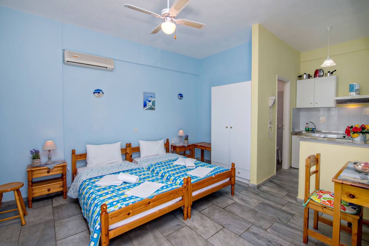 Apartment, 2 Single Beds, Balcony, Sea View