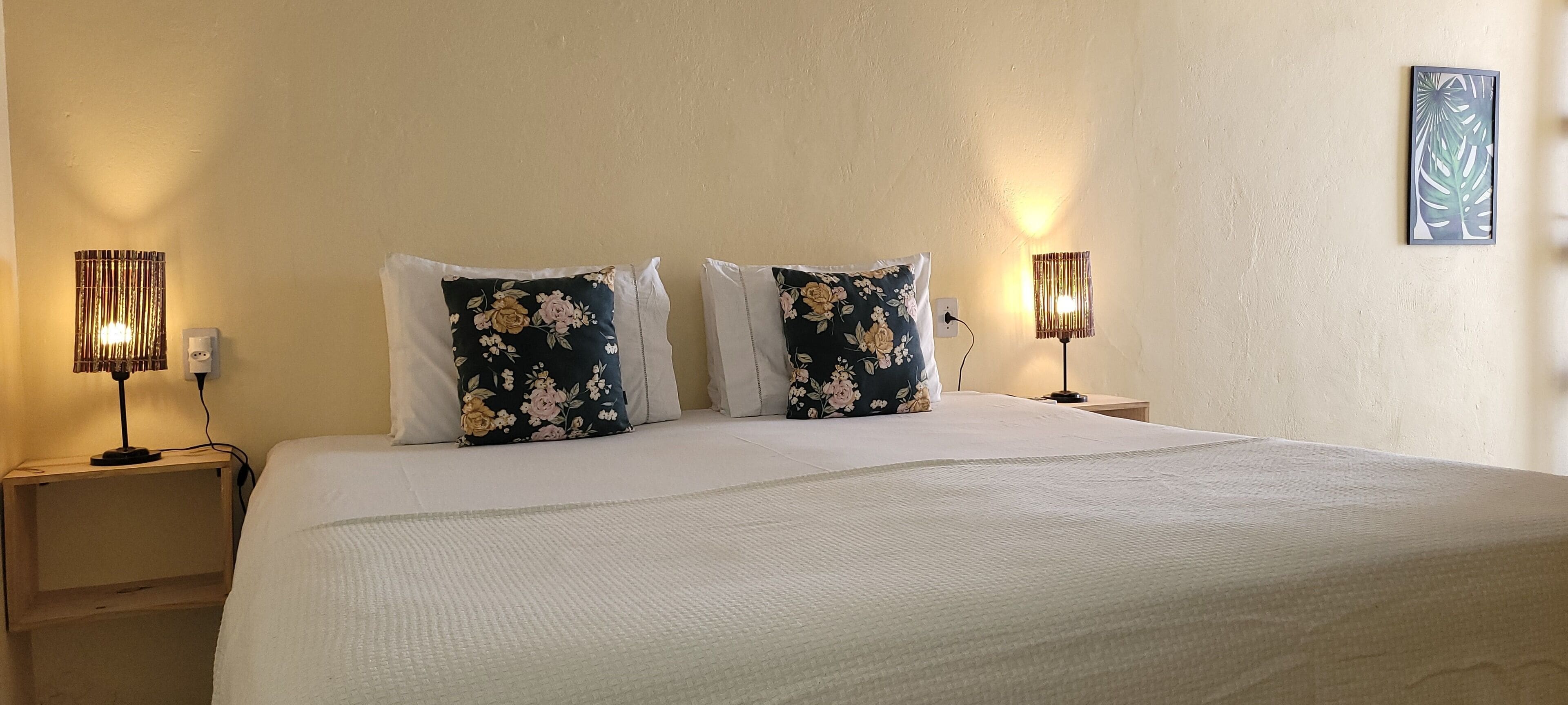 Suite Superior 2 | Minibar, blackout drapes, iron/ironing board, free WiFi