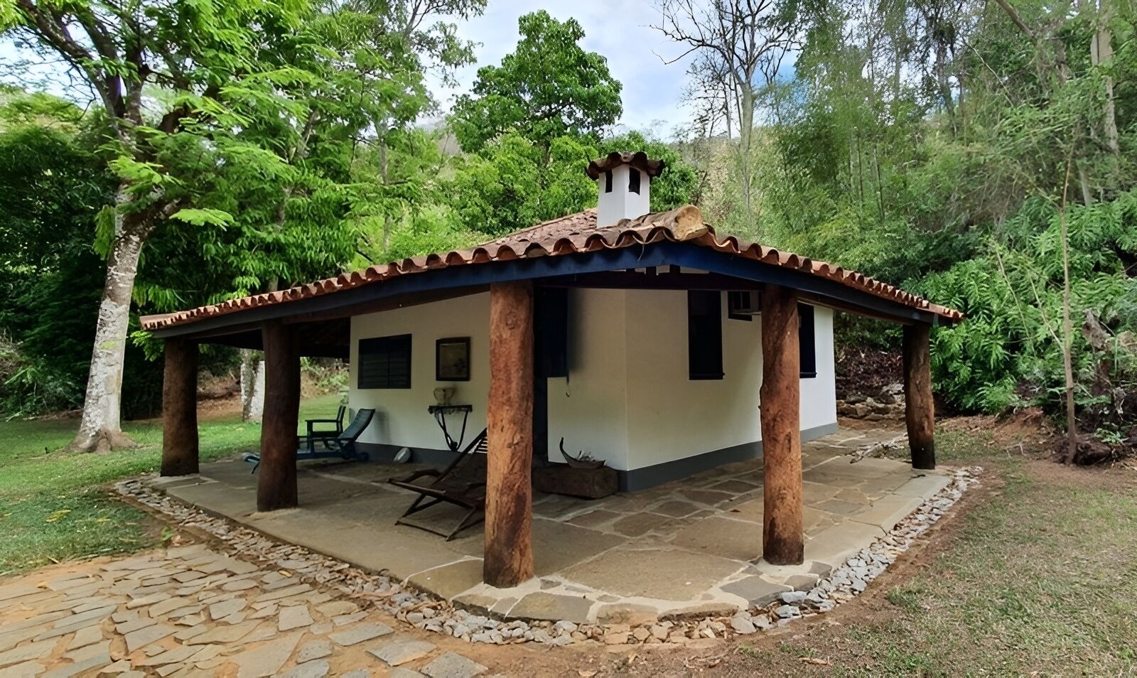 Grand Room | Individually decorated, individually furnished, desk, laptop workspace