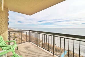 Condo, 1 Bedroom, Balcony, Oceanfront (806) | Exterior