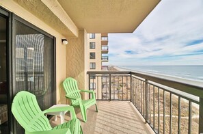 Condo, 1 Bedroom, Balcony, Oceanfront (806) | Exterior