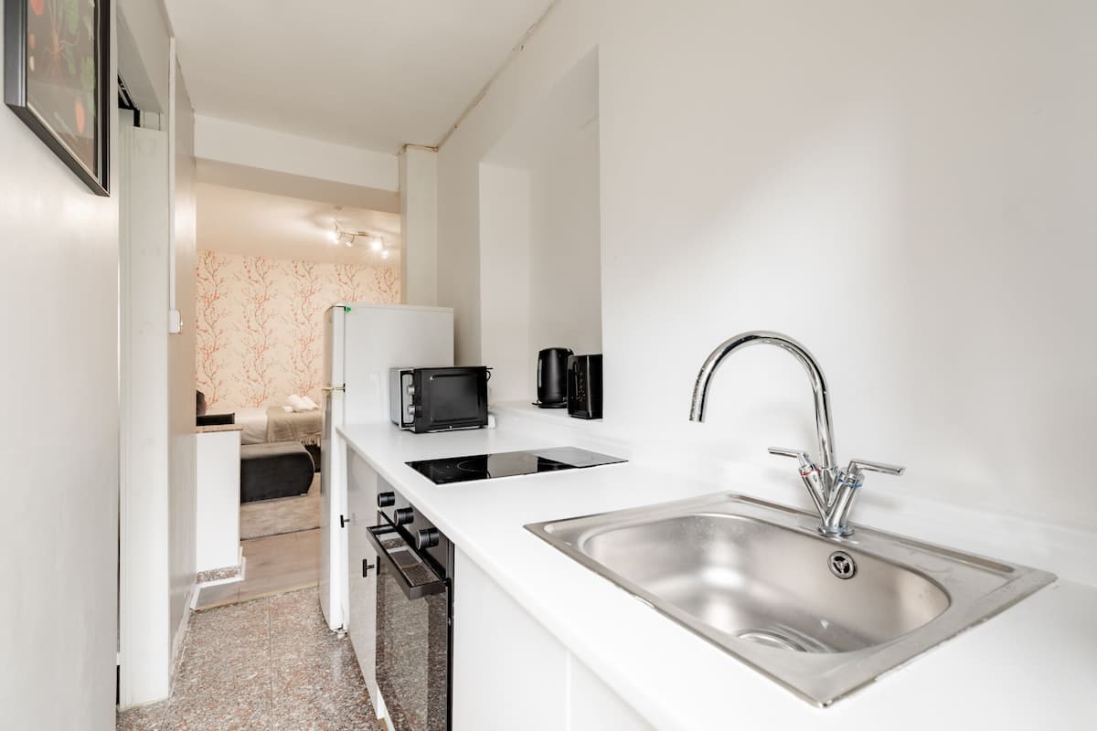 Studio Classique, salle de bains attenante | Cuisine privée