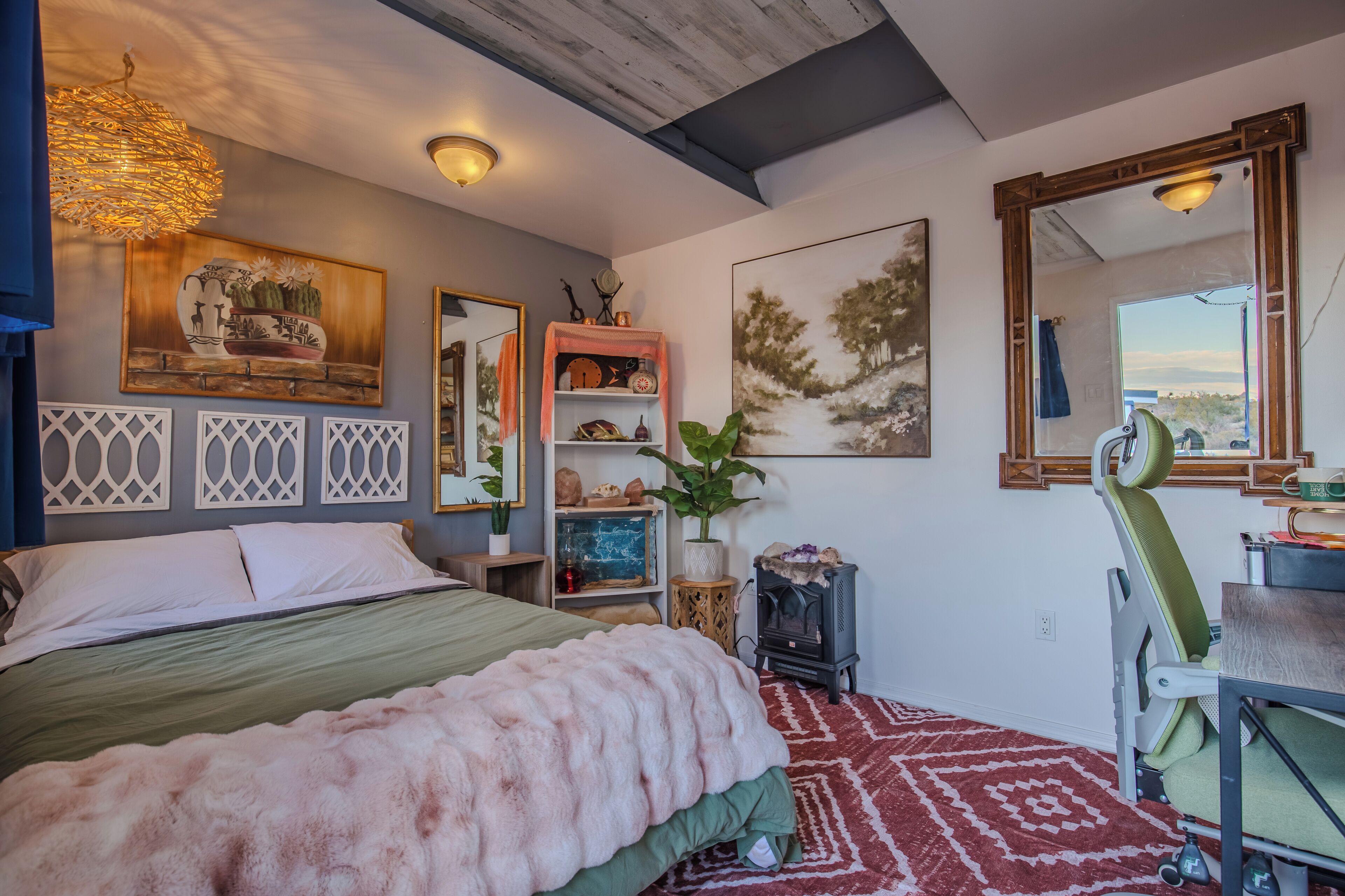 1 多间卧室、办公桌、免费 WiFi、床单