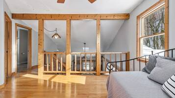 3 bedrooms, free WiFi, bed sheets