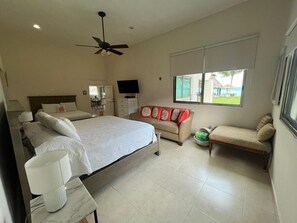 Deluxe-huvila, 2 makuuhuonetta, terassi, näköala laguunille | 2 makuuhuonetta, untuvapeitot, yksilöllisesti sisustettu