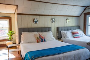7 bedrooms, blackout drapes, free WiFi, bed sheets