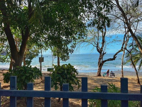 Beachfront Villa - From Your Yard to the Sand!