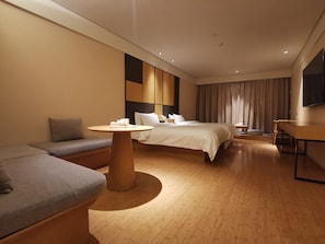 Ảnh chưa phân loại, 2 trong số 19 ảnh, nút