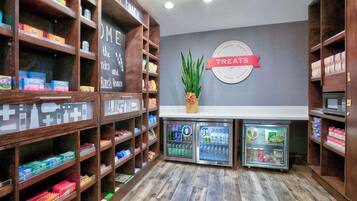 Snack bar