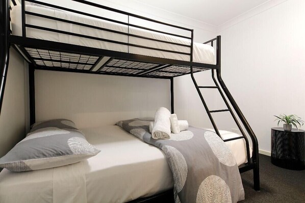 2 bedrooms, premium bedding, free WiFi, bed sheets