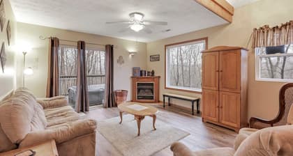 Gray Manor (Hocking Hills Area)