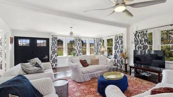 TV, fireplace, table tennis