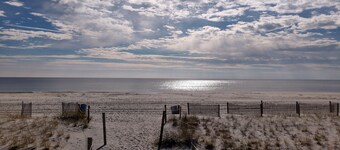 Short walk to the beach Dog friendly too! Docking for boaters!