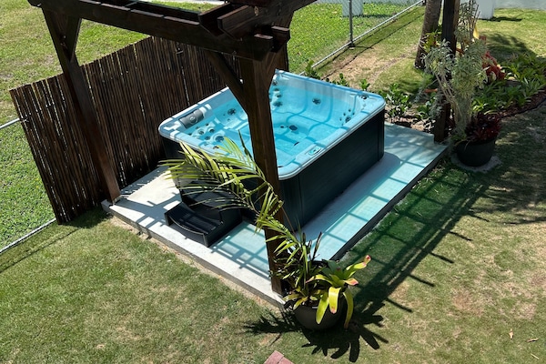 Bain à remous extérieur