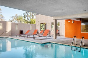 Pool - Hip Studio City Studio w/ Gym, Pool & W/D, near TJ & WF, by Blueground (Los Angeles)