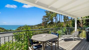 Studio Suite Comfort | Pemandangan pantai/laut