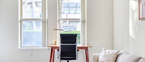 Fernseher, Stereoanlage