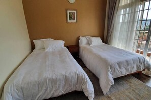 2 Schlafzimmer, Bügeleisen/Bügelbrett, WLAN, Bettwäsche