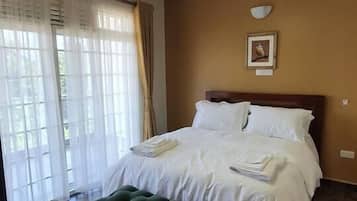 2 Schlafzimmer, Bügeleisen/Bügelbrett, WLAN, Bettwäsche