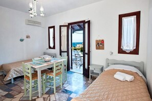 1 bedroom, iron/ironing board, WiFi, bed sheets