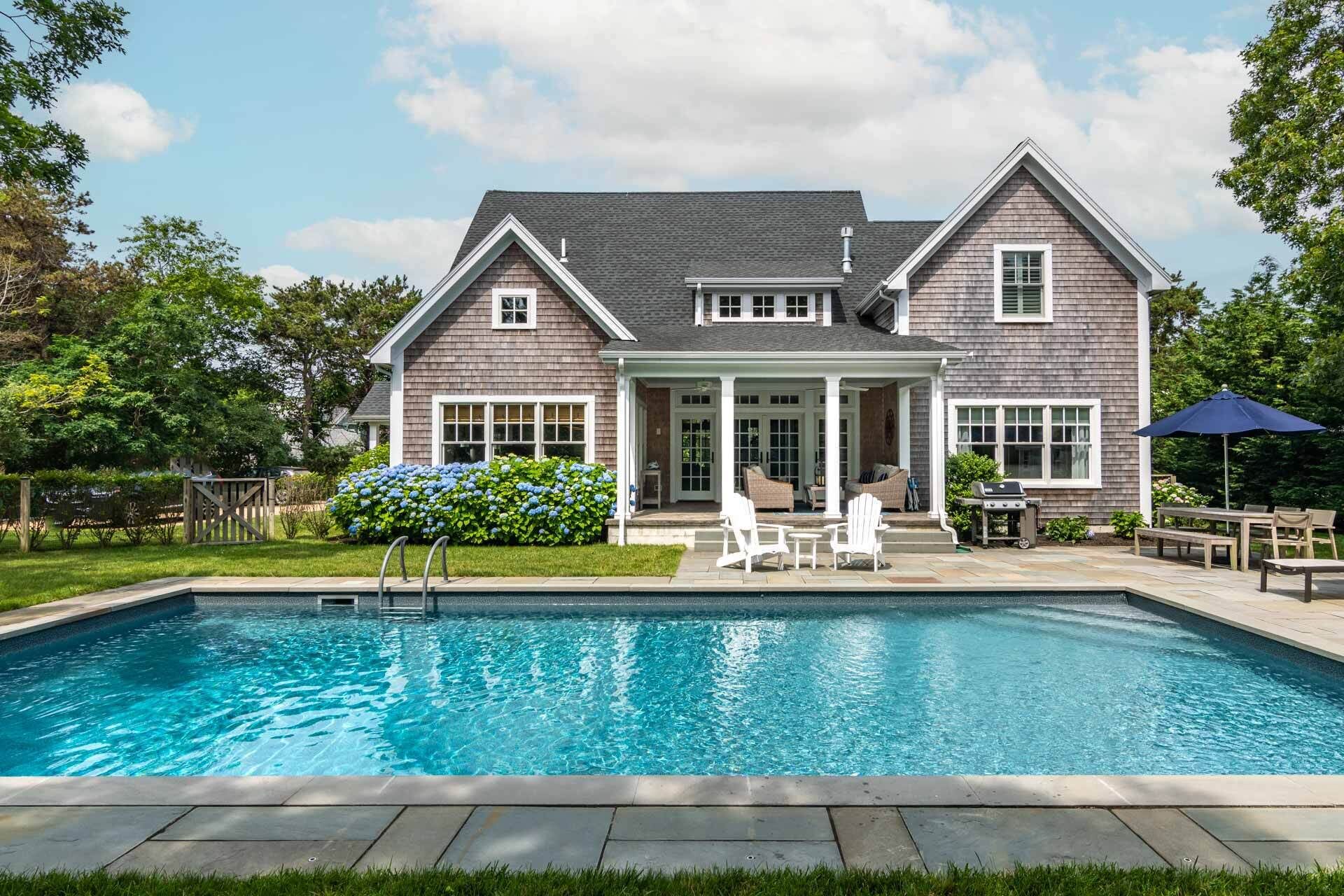 Curated visual reference: Picture Idea: Luxurious Katama Farmhouse With Pool Edgartown Ma Vacation Rental Private
