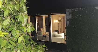 Haus am Hennesee mit WLAN, Terrasse und Garten