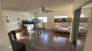 Comfort Shared Dormitory | Individually furnished, free WiFi, bed sheets