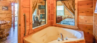 #44 Pinewood Cabin ~ next to the square