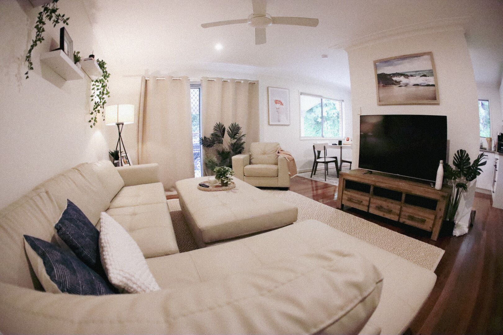 Alinas Currumbin Beach House-2 minutes to the beach