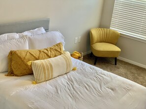 2 bedrooms, iron/ironing board, WiFi, bed sheets
