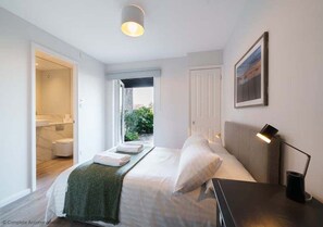 3 bedrooms, iron/ironing board, travel cot, free WiFi