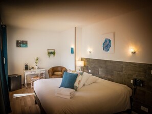 Chambre Double - Jacuzzi Privatif (Vue Gorges)
