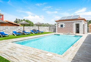 Pool - Welcoming Casa Torre de Meca 1 with Pool, Terrace and Garden (Los Caños de Meca)