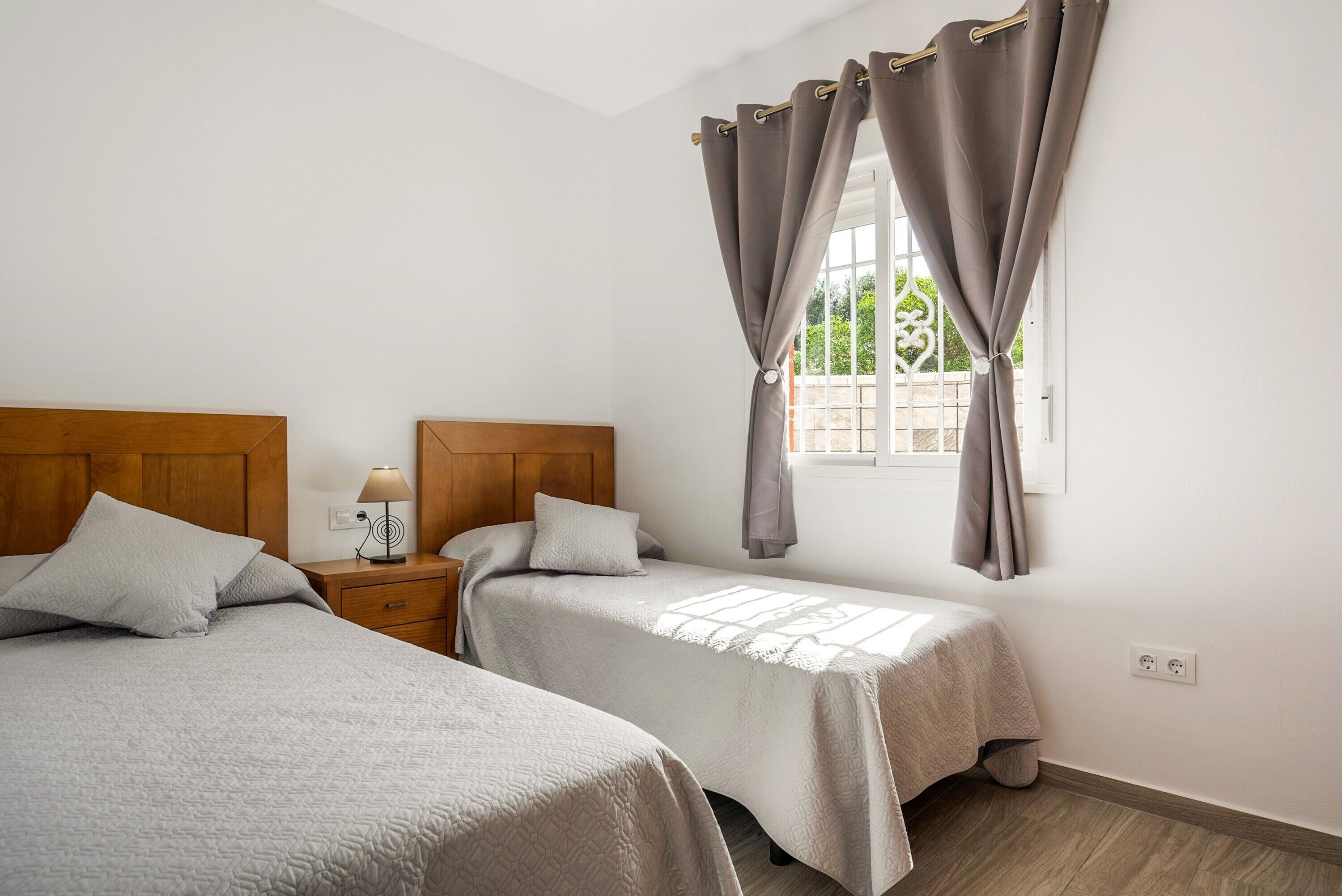 2 habitaciones, wifi gratis y ropa de cama 