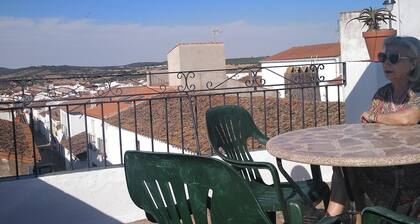 Casa Loren con vistas a la montaña, Wi-Fi y terraza