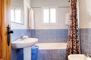 Doccia, asciugacapelli, asciugamani