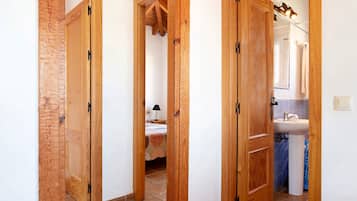 2 camere, Wi-Fi gratuito, lenzuola