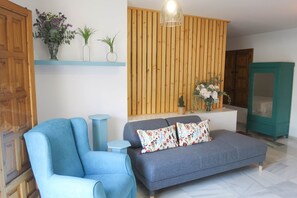 Interior - Apartamento 1 Dormitorio with Wi-Fi, A/C & Terrace (Córdoba)