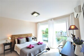 3 bedrooms, iron/ironing board, free WiFi, bed sheets - Beautiful Villa "Es Pas" with Pool, Air Conditioning, Wi-Fi, Terraces & Ocean Views (CALA PI)