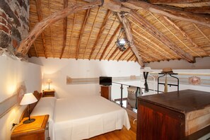 1 bedroom, free WiFi, bed sheets - Apartment "Hora Est" with Sea View, Terrace, Wi-Fi, and Private Parking (Orosei)