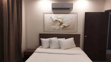 2 kamar tidur, tempat tidur Select Comfort, dan kedap suara